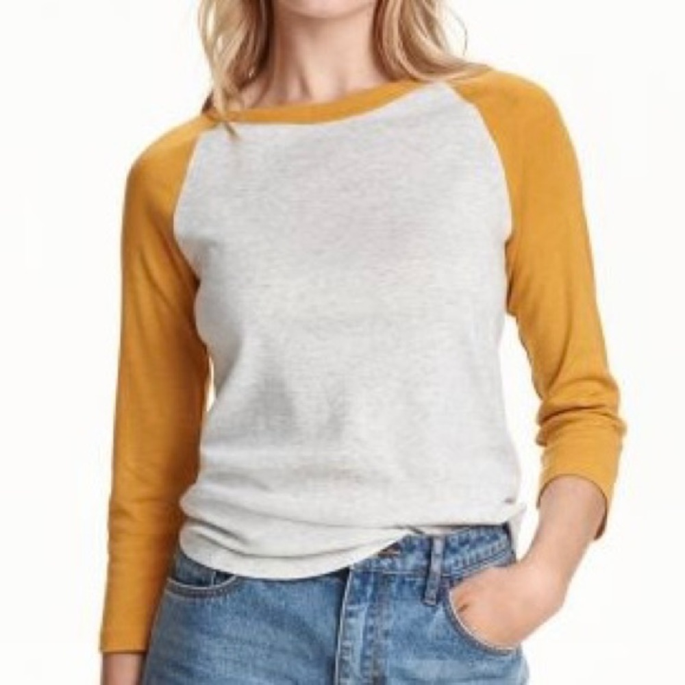 3/$30 - H&M Divided Baseball Top - Yellow - Picture 3 of 6